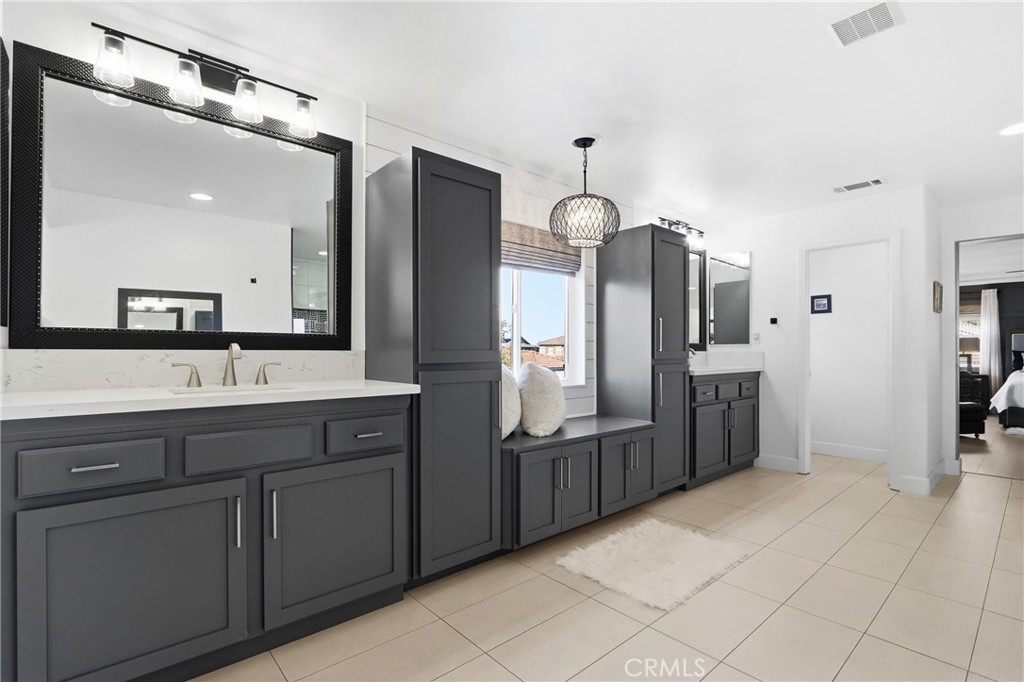 44591 Ristow Court Temecula, CA 92592 - Photo 35 of 66 Primary Suite