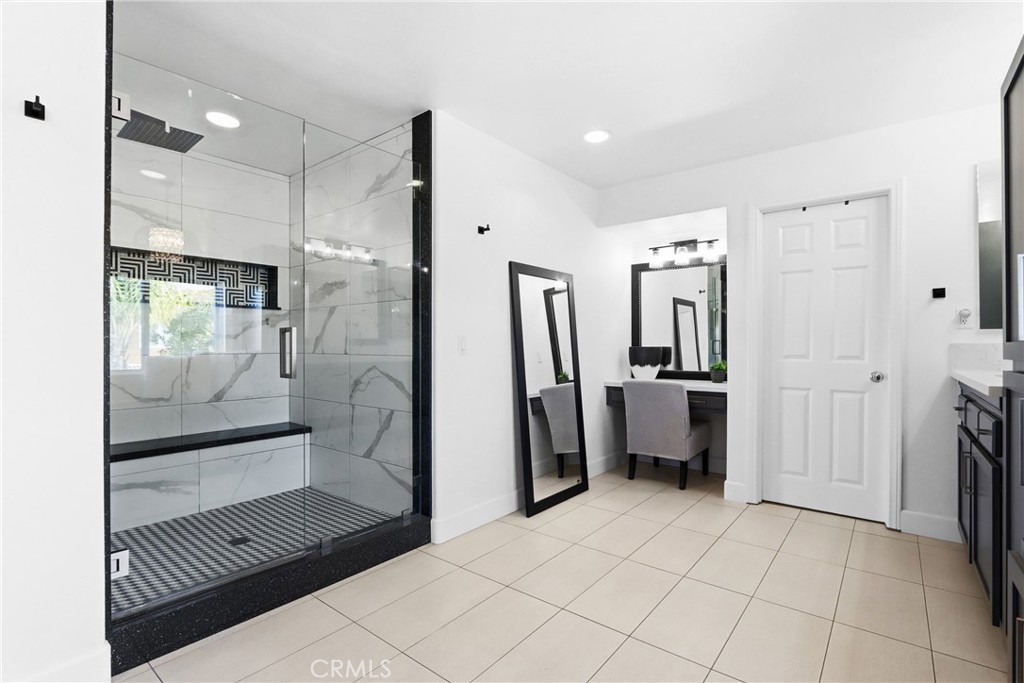 44591 Ristow Court Temecula, CA 92592 - Photo 37 of 66 Primary Suite