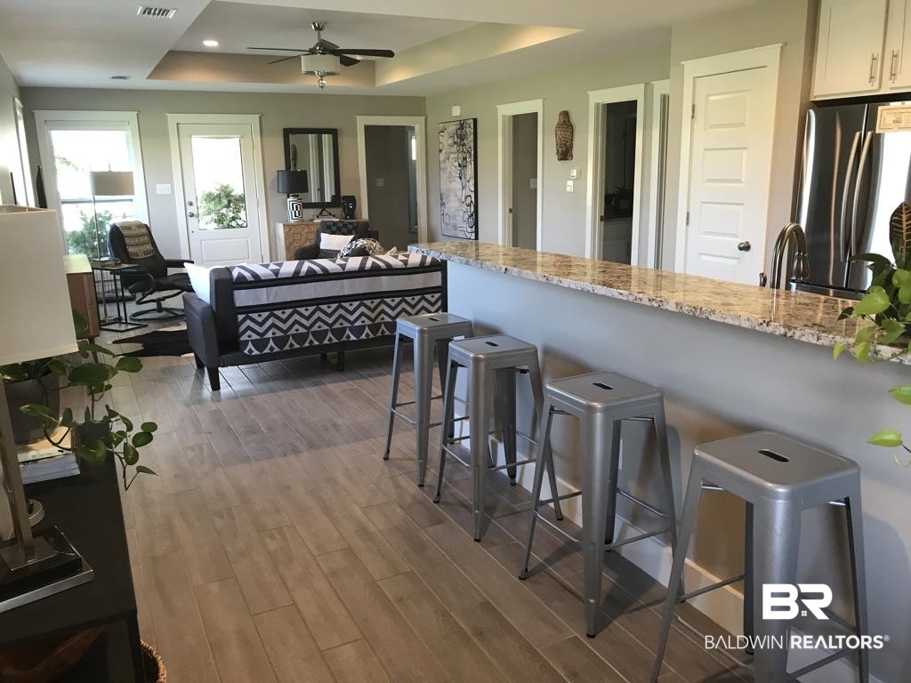 24093 Veranda Circle Elberta, AL 36530 - Photo 6 of 29 Kitchen/Bar