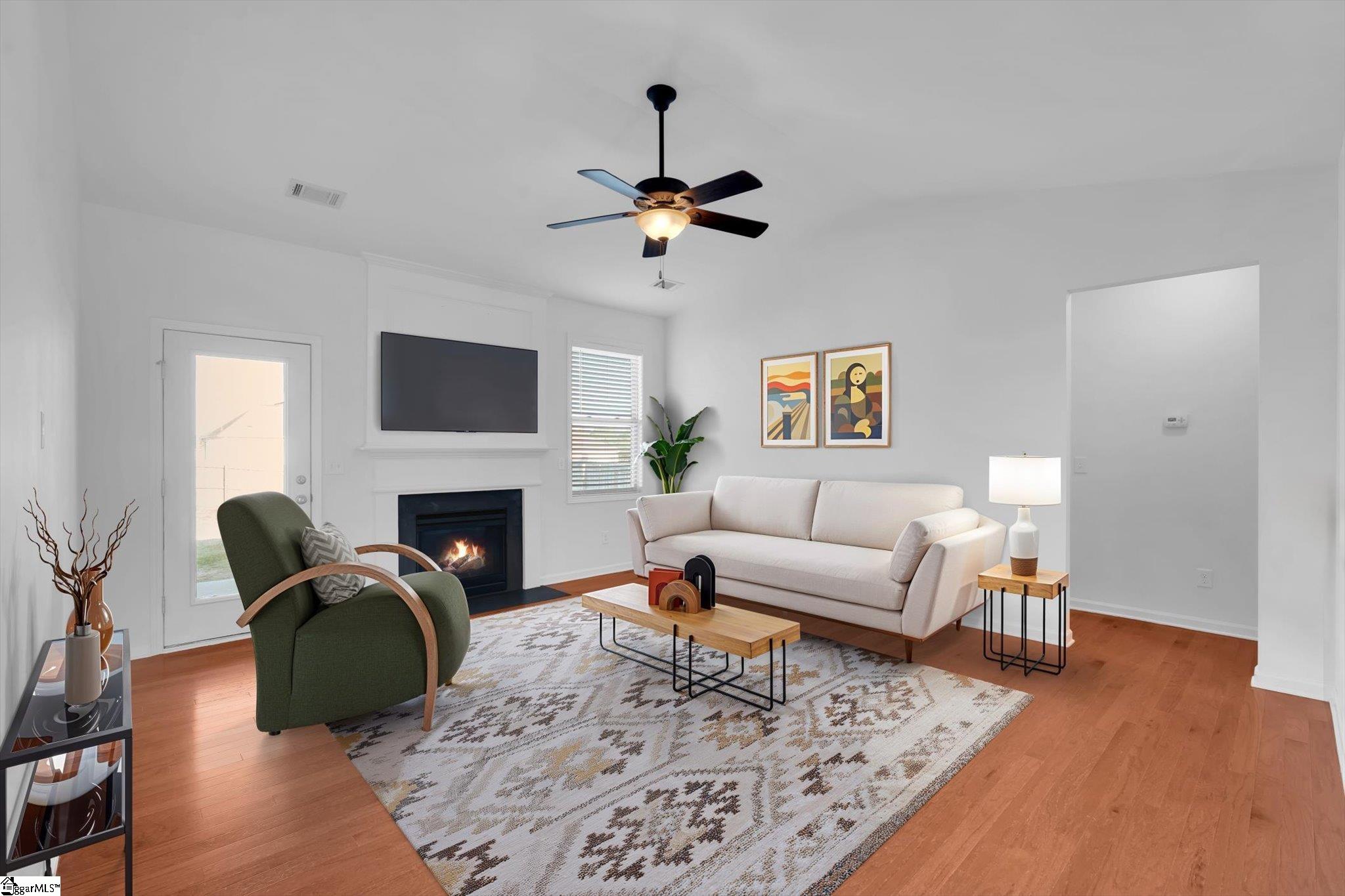 7 Harwick Court Easley, SC 29642 - Photo 2 of 27 Gallery Image 2