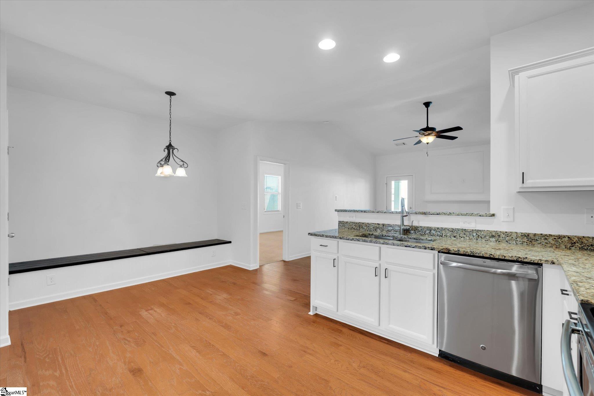 7 Harwick Court Easley, SC 29642 - Photo 10 of 27 Gallery Image 10