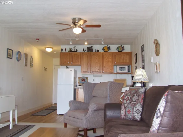 $50,000 | 304 Northwest 14th Street Northwest, Unit 207, Raymond, WA 98577