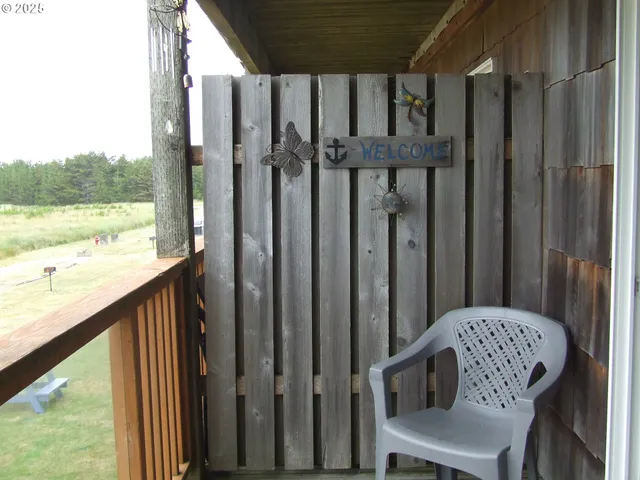 $50,000 | 304 Northwest 14th Street Northwest, Unit 207, Raymond, WA 98577