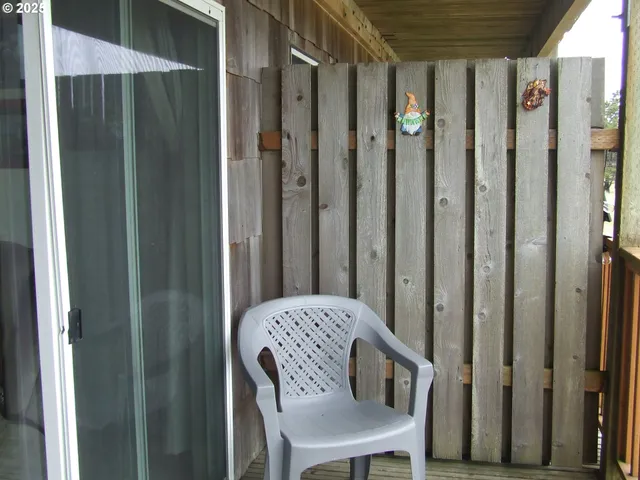 $50,000 | 304 Northwest 14th Street Northwest, Unit 207, Raymond, WA 98577