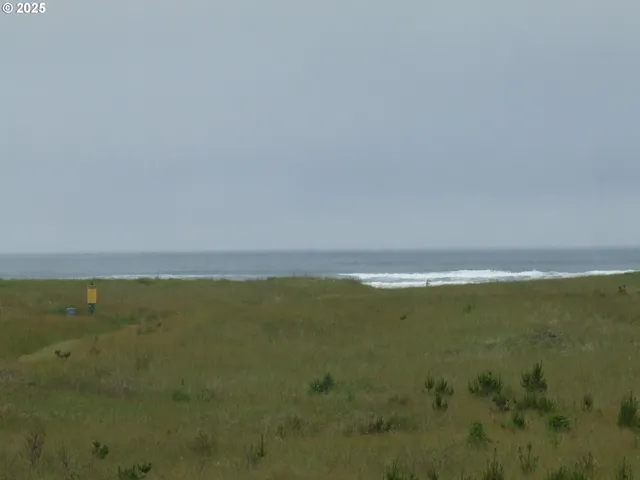 $50,000 | 304 Northwest 14th Street Northwest, Unit 207, Raymond, WA 98577