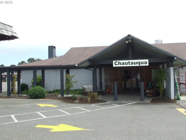 $50,000 | 304 Northwest 14th Street Northwest, Unit 207, Raymond, WA 98577