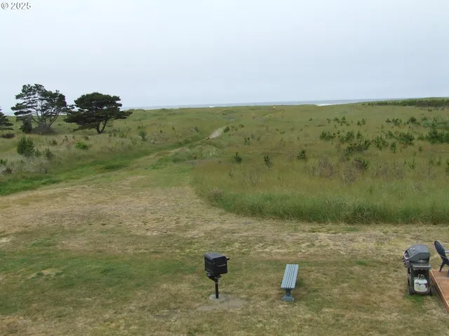 $50,000 | 304 Northwest 14th Street Northwest, Unit 207, Raymond, WA 98577