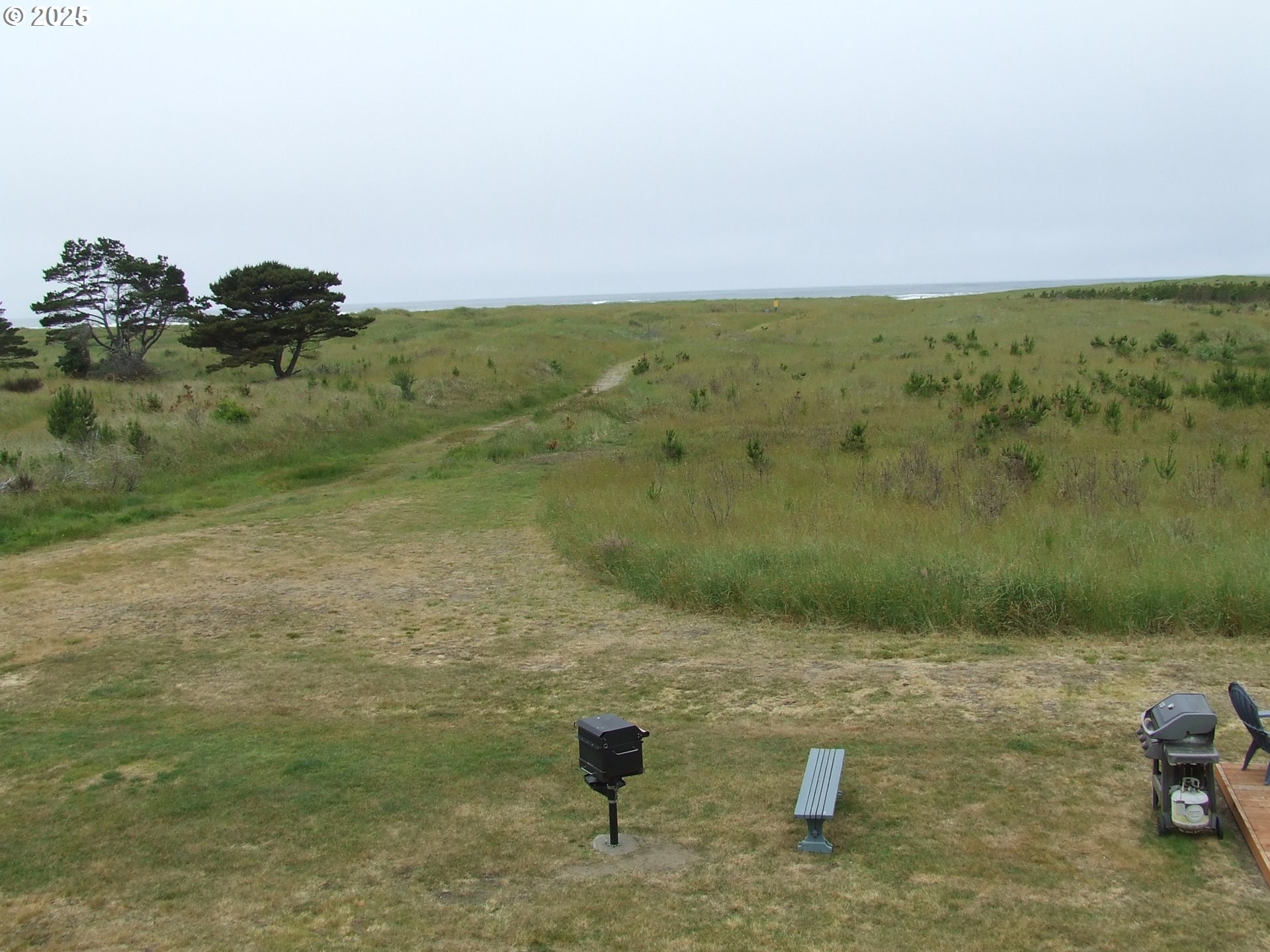 304 Northwest 14th Street Northwest, Unit 207 Raymond, WA 98577 - Photo 3 of 39