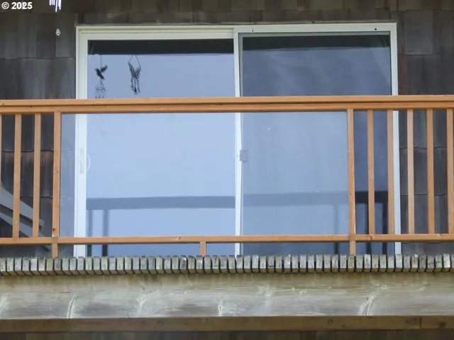 $50,000 | 304 Northwest 14th Street Northwest, Unit 207, Raymond, WA 98577