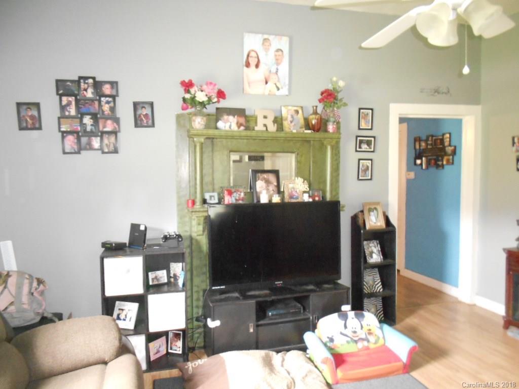 1217 Village Road, Unit 1 Lincolnton, NC 28092 - Photo 4 of 31 Gallery Image 4