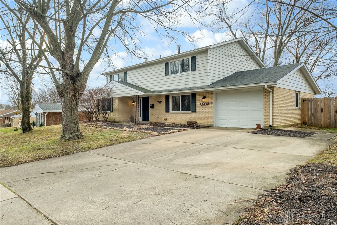 6524 Highbury Road Huber Heights, OH 45424 - Photo 2 of 32