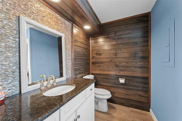 $2,150 | 1535 Trafalgar Lane, Unit C, Naples, FL 34116