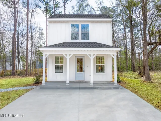 $177,600 | 704 Hunters Glen Lane, Gulfport, MS 39507