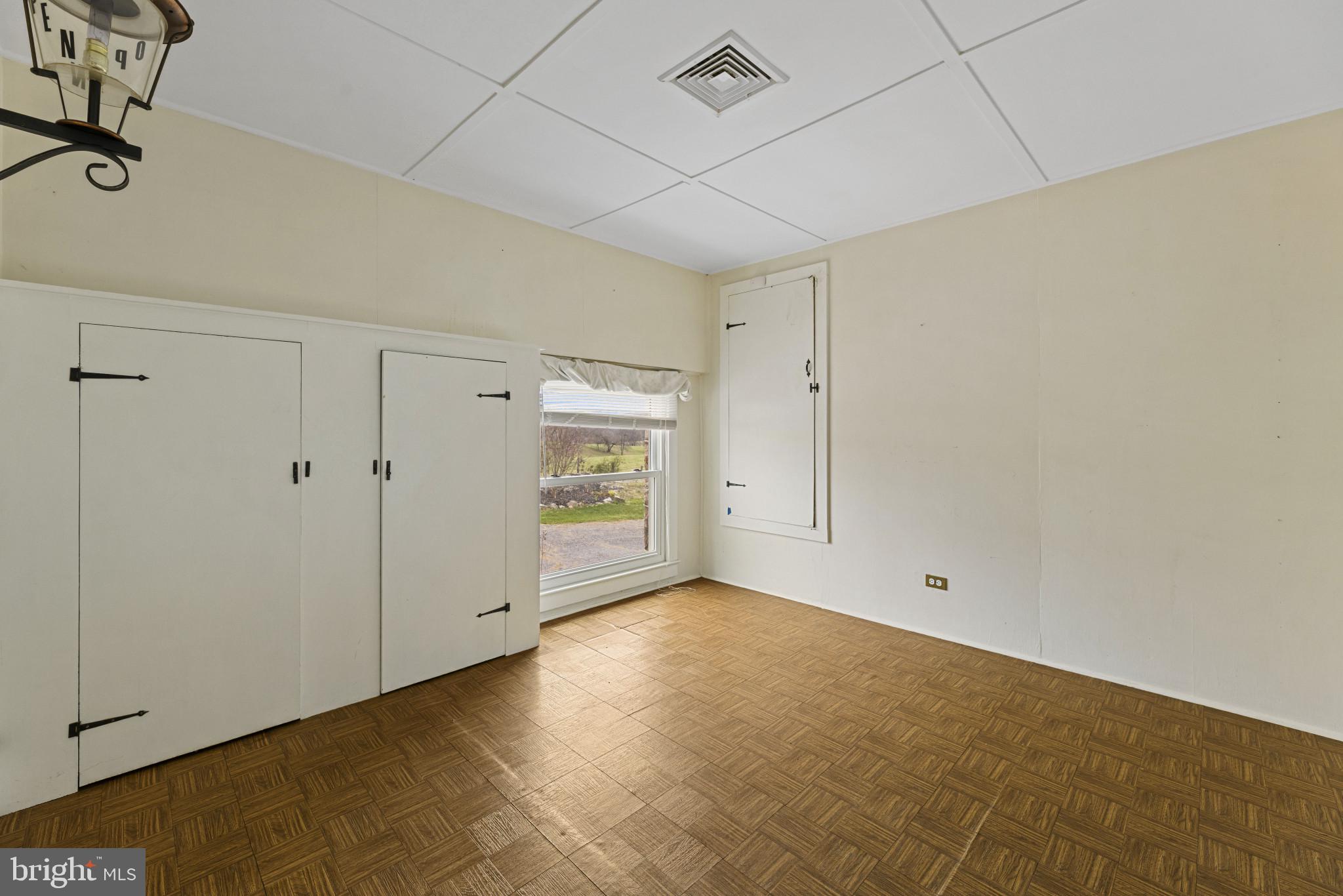 9265 Ramey Road Marshall, VA 20115 - Photo 19 of 49 a view of an empty room