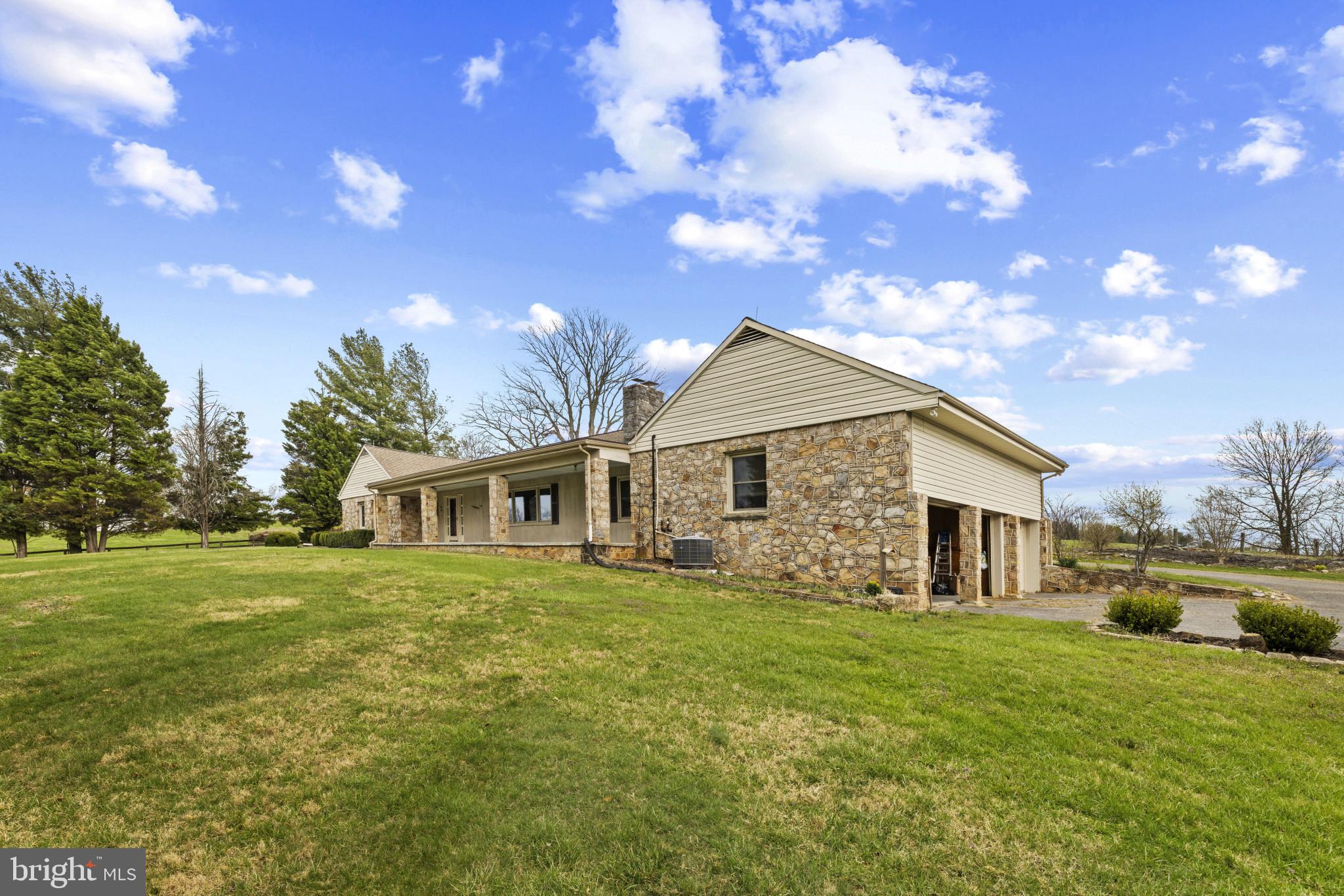 9265 Ramey Road Marshall, VA 20115 - Photo 4 of 49 a view of a house with a yard