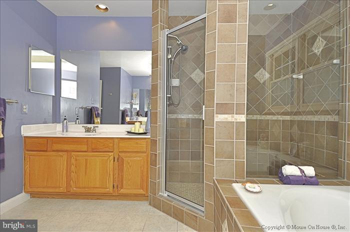 2816 Jutland Road Kensington, MD 20895 - Photo 14 of 30 Bath (Master)