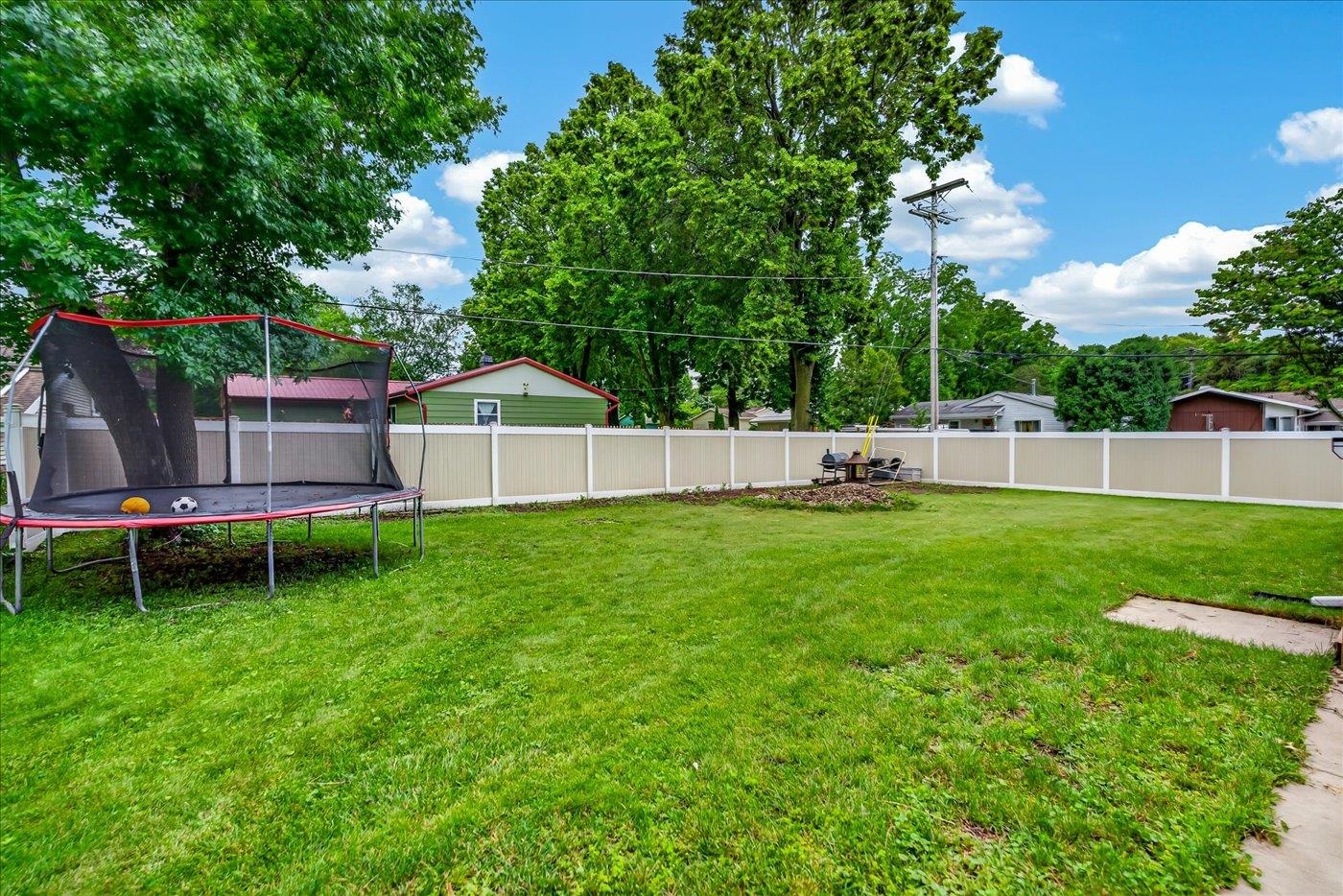 1813 Prairie Road Madison, WI 53711 - Photo 11 of 51