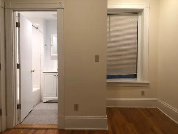 $2,300 | 1469 Beacon Street, Unit 9, Brookline, MA 02446