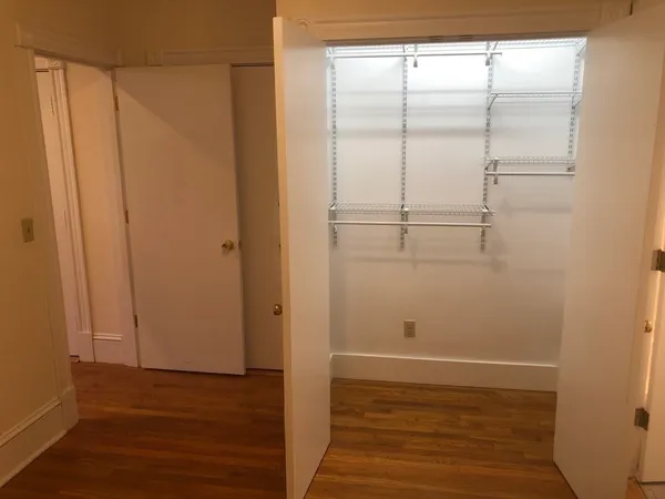 $2,300 | 1469 Beacon Street, Unit 9, Brookline, MA 02446