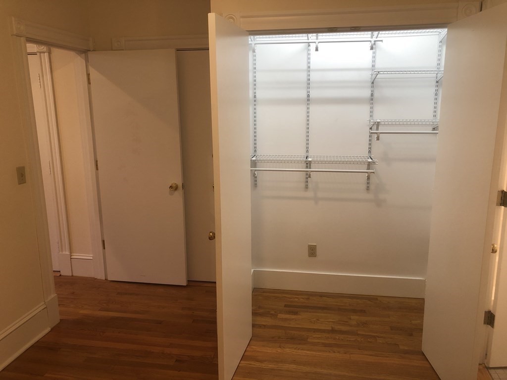 1469 Beacon Street, Unit 9 Brookline, MA 02446 - Photo 15 of 20