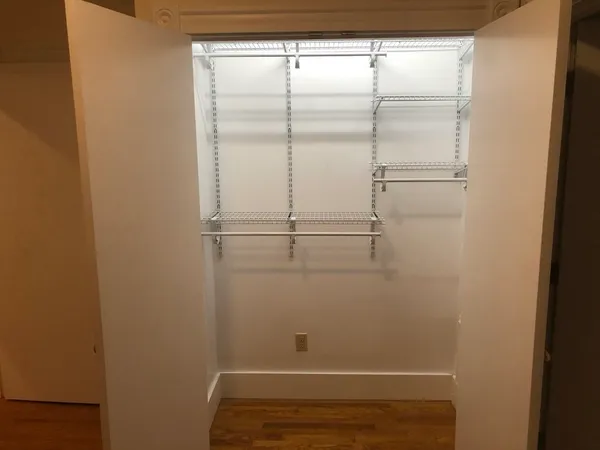 $2,300 | 1469 Beacon Street, Unit 9, Brookline, MA 02446