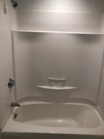 $2,300 | 1469 Beacon Street, Unit 9, Brookline, MA 02446