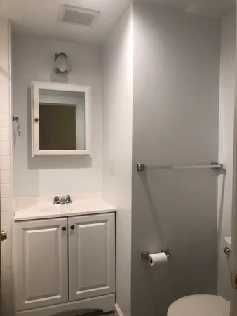 $2,300 | 1469 Beacon Street, Unit 9, Brookline, MA 02446