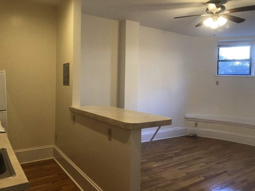 1469 Beacon Street, Unit 9 Brookline, MA 02446 - Photo 3 of 20