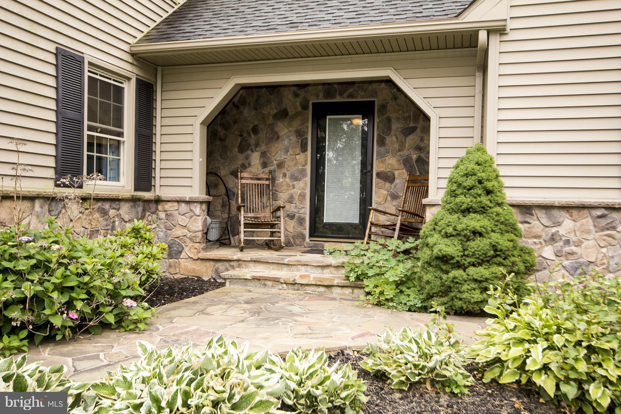 2420 Mt Ventus Road, Unit 1 Manchester, MD 21102 - Photo 3 of 30 Side Porch