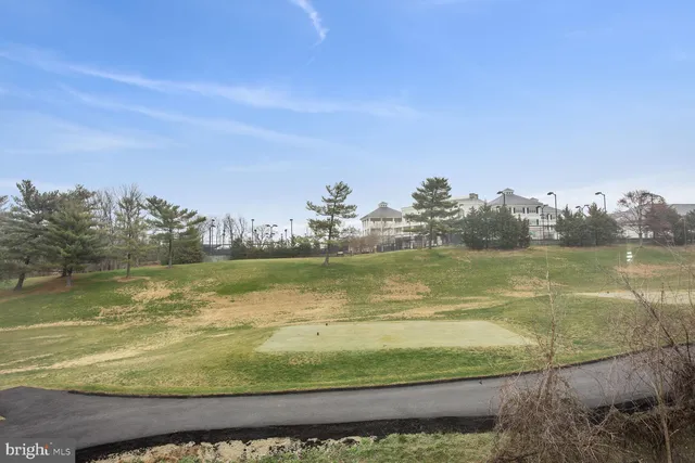 $2,700 | 1603 South Barton Street, Arlington, VA 22204