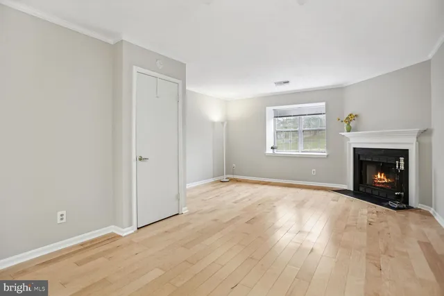 $2,700 | 1603 South Barton Street, Arlington, VA 22204