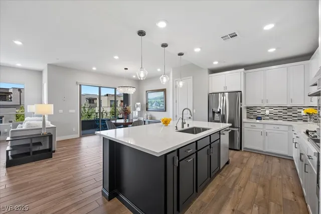 $890,000 | 4174 Salisto Street, Las Vegas, NV 89135