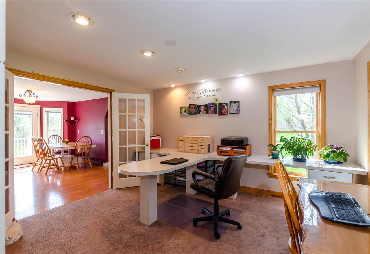 346 Federal Hill Road Milford, NH 03055 - Photo 20 of 38