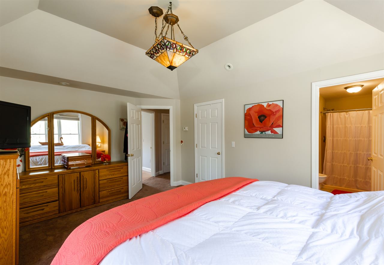 346 Federal Hill Road Milford, NH 03055 - Photo 25 of 38
