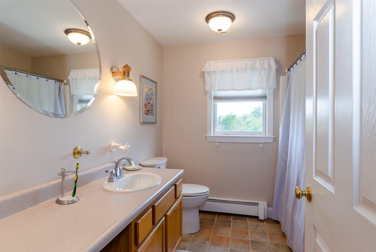 346 Federal Hill Road Milford, NH 03055 - Photo 27 of 38