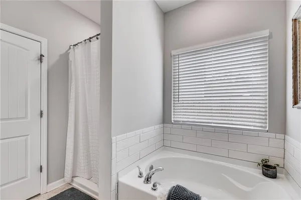 $299,900 | 204 Stone Creek Court, Temple, GA 30179
