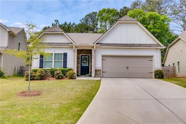 $299,900 | 204 Stone Creek Court, Temple, GA 30179