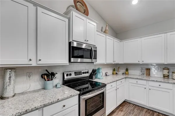 $299,900 | 204 Stone Creek Court, Temple, GA 30179