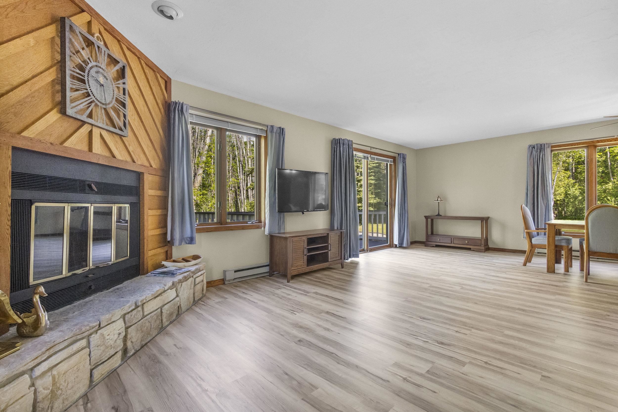 7733 Sleepy Hollow Road Egg Harbor, WI 54209 - Photo 18 of 38