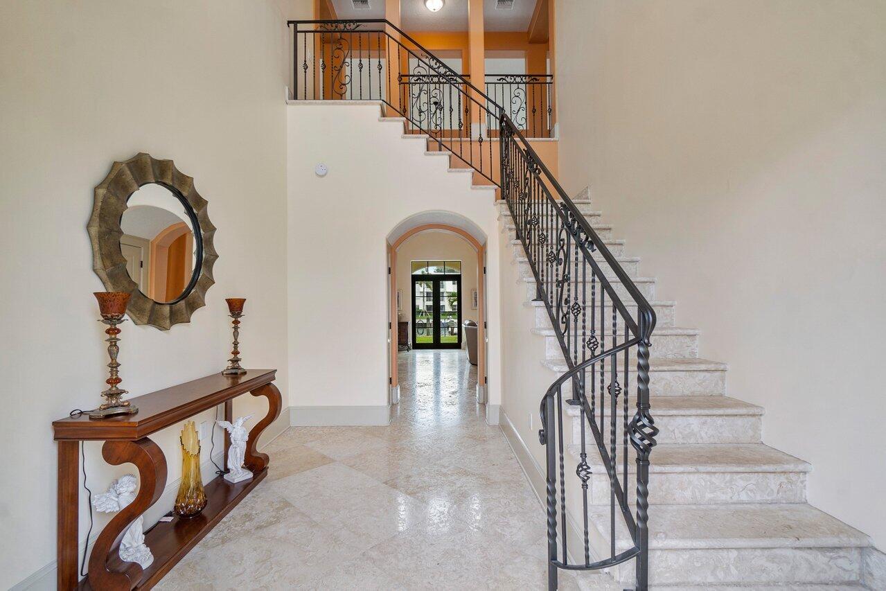 1101 Singer Drive Riviera Beach, FL 33404 - Photo 10 of 39 Entry Foyer