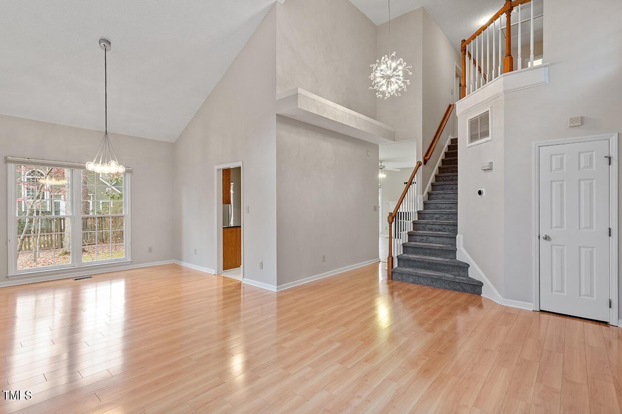 11932 North Exeter Way Raleigh, NC 27613 - Photo 11 of 35 11932 North Exeter Way_11