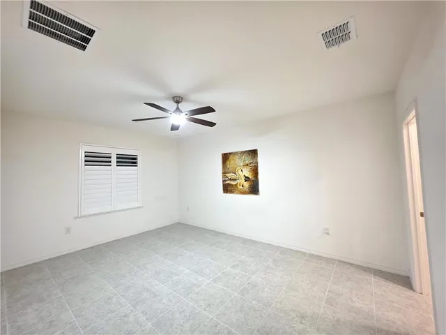 $2,050 | 7980 East 98th Avenue, Vero Beach, FL 32967