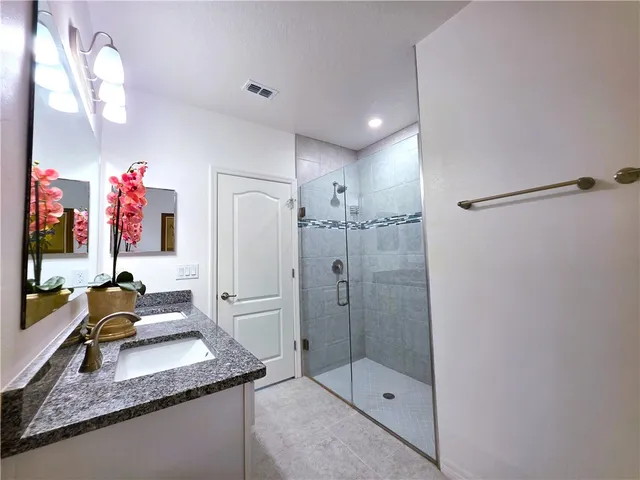 $2,050 | 7980 East 98th Avenue, Vero Beach, FL 32967