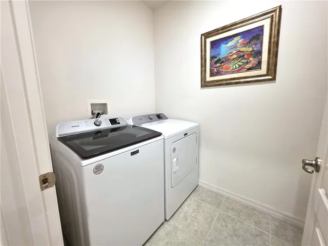 $2,050 | 7980 East 98th Avenue, Vero Beach, FL 32967