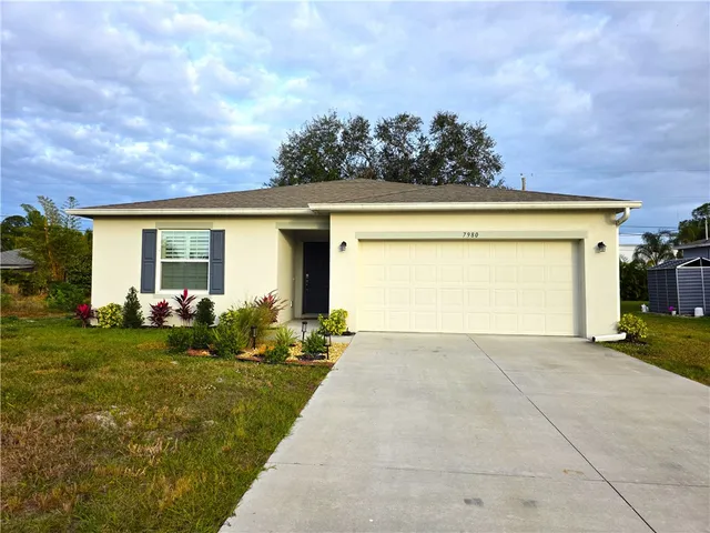 $2,050 | 7980 East 98th Avenue, Vero Beach, FL 32967