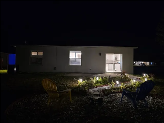 $2,050 | 7980 East 98th Avenue, Vero Beach, FL 32967