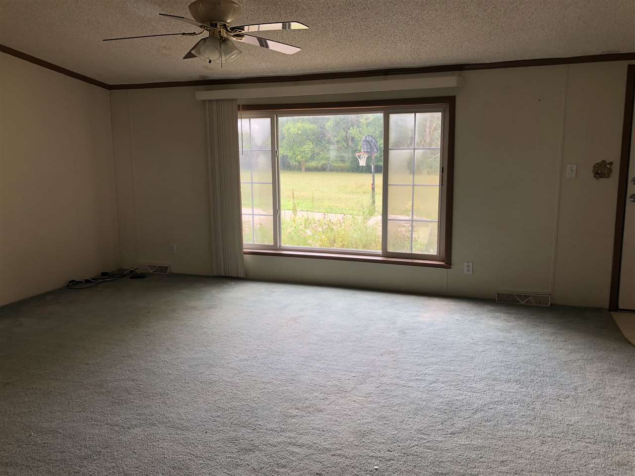 9555 South Crawford Road Shepherd, MI 48883 - Photo 5 of 27 1850409-4.JPG