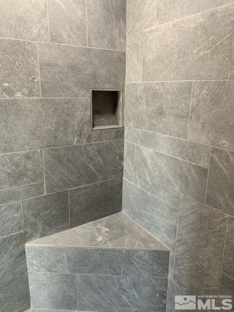 2975 Lone Tree Road Fallon, NV 89406 - Photo 14 of 26 a bathroom with a shower