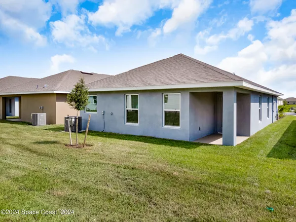 $2,200 | 1063 Grantham Lane, Palm Bay, FL 32909