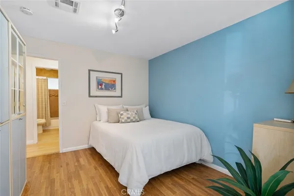 $565,000 | 23777 Mulholland Highway, Unit 62, Calabasas, CA 91302